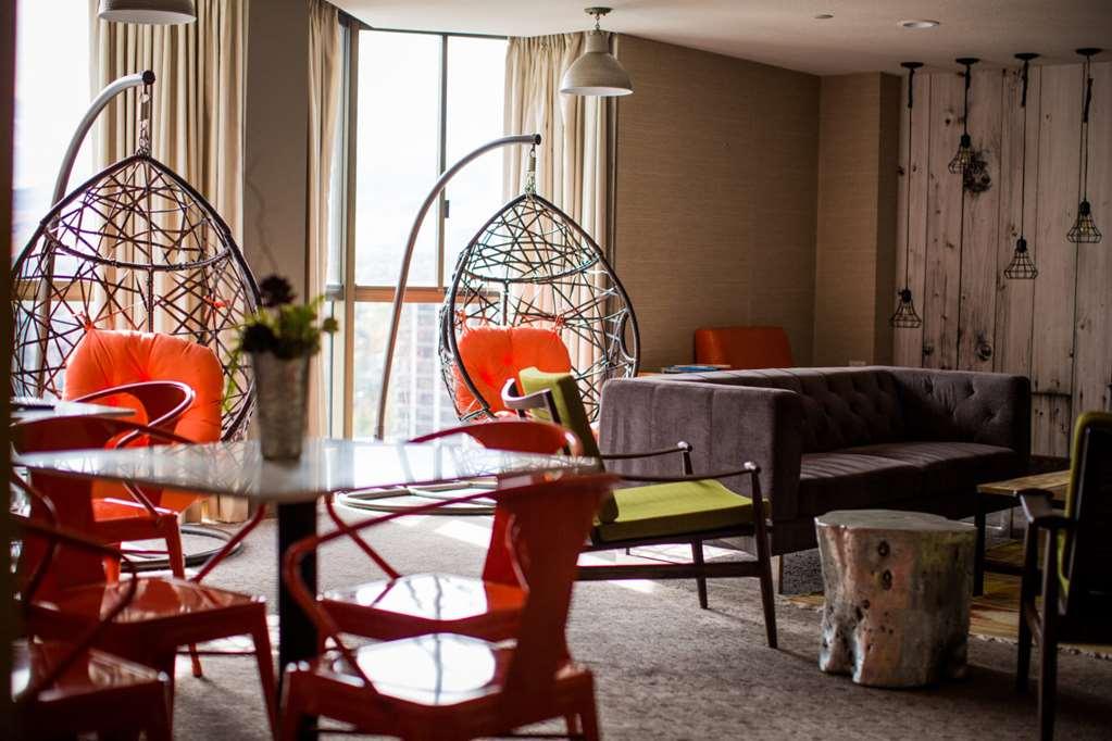 Whitney Peak Reno, Tapestry Collection By Hilton Hotel Reno